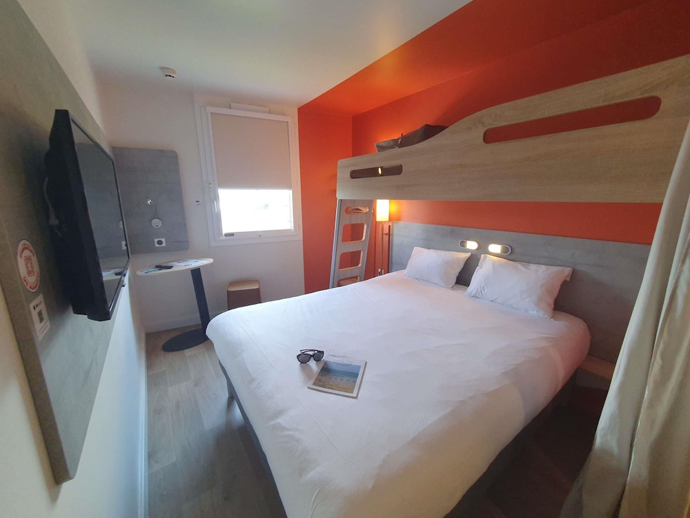 IBIS BUDGET COUTANCES 27/65