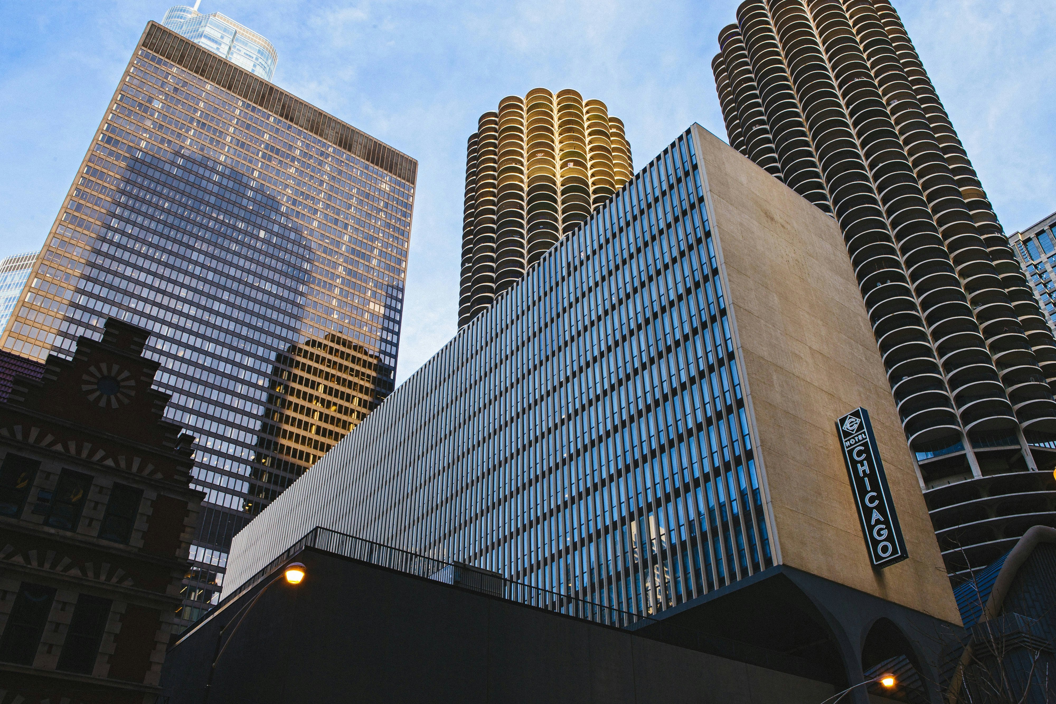 Hotel Chicago Downtown, Autograph Collection 1/23