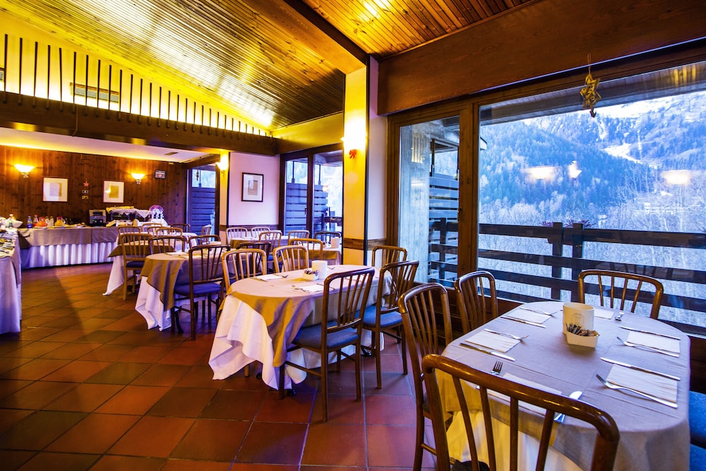 Hotel Les Jumeaux Courmayeur 19/30