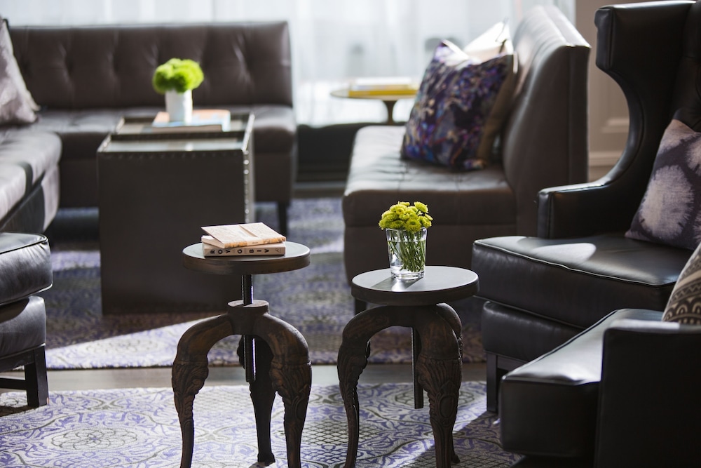 Staypineapple An Iconic Hotel The Loop Chicago 33/50