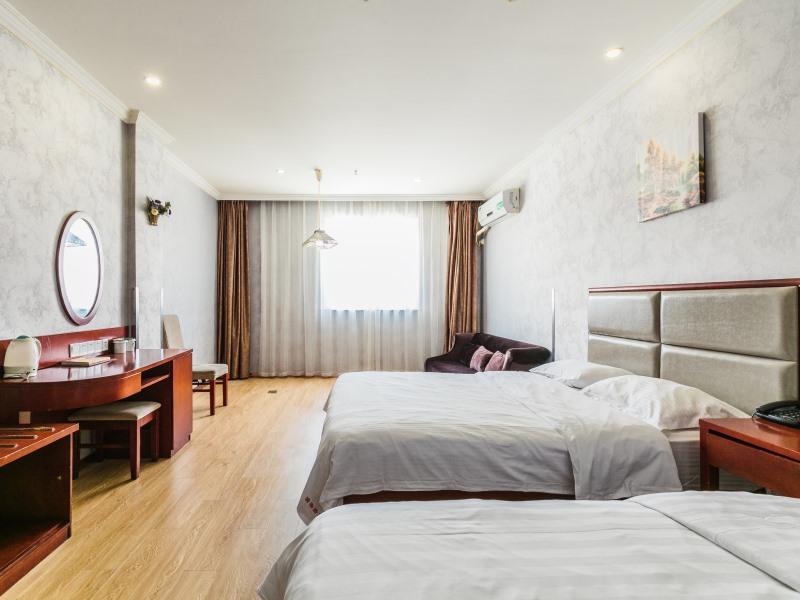 GreenTree Inn Shanghai Huinan Jinghai Road Express Hotel 17/48