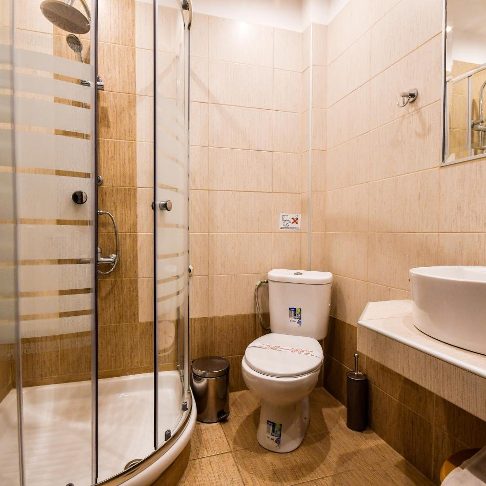 Avra Hotel 56/58