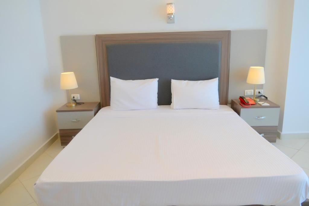 Elite Sea Sky Beach Resort 14/27
