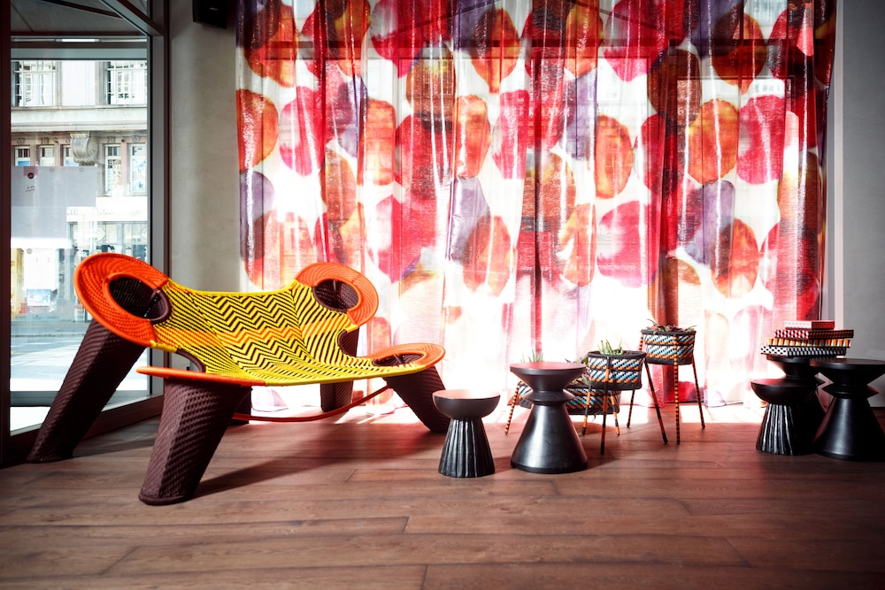 BOMA Easy Living Hotel 32/58