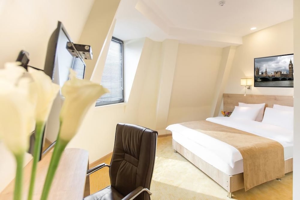 Atrium Boutique Hotel 18/50