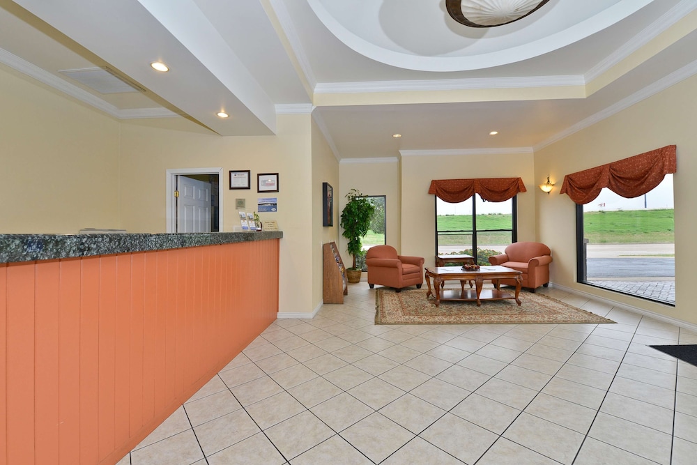 Americas Best Value Inn Hillsboro 10/25