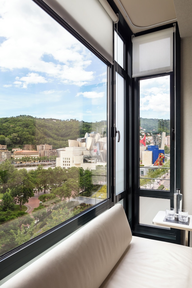 Miro Hotel 28/70