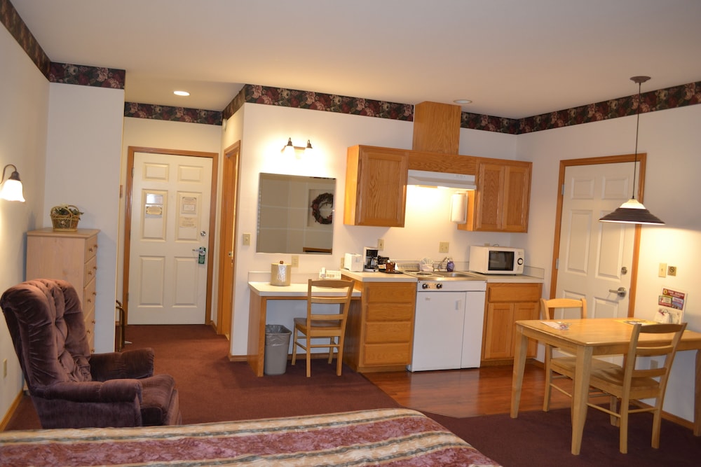 Anaco Bay Inn 43/46
