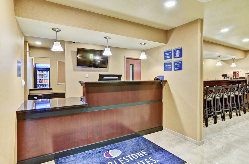 Cobblestone Inn & Suites - Ambridge 4/49