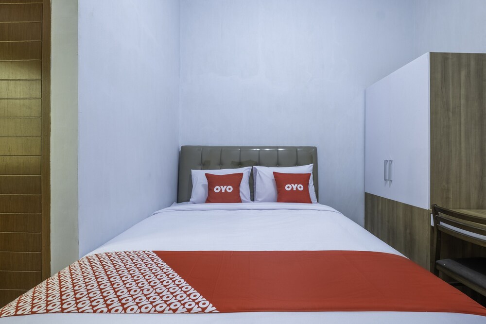 OYO 2072 Wisma Teratai 12/29