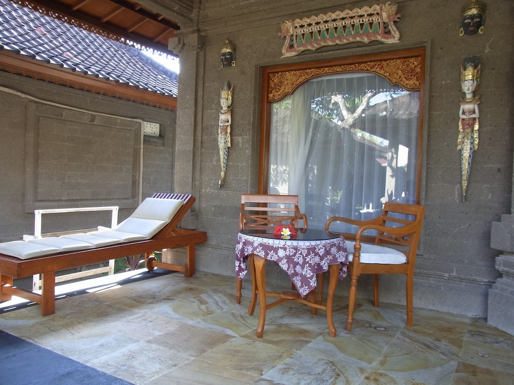 Geringsing Bungalows 26/50