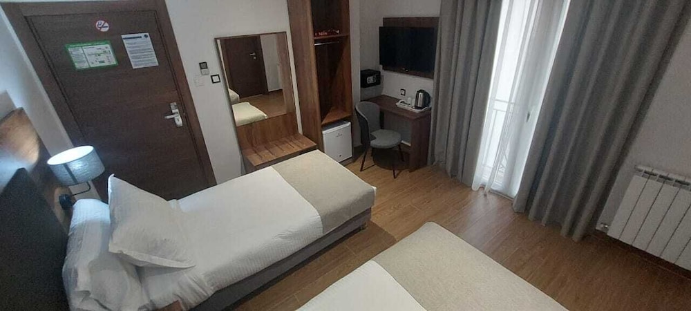 LOUNIS HOTEL 20/36