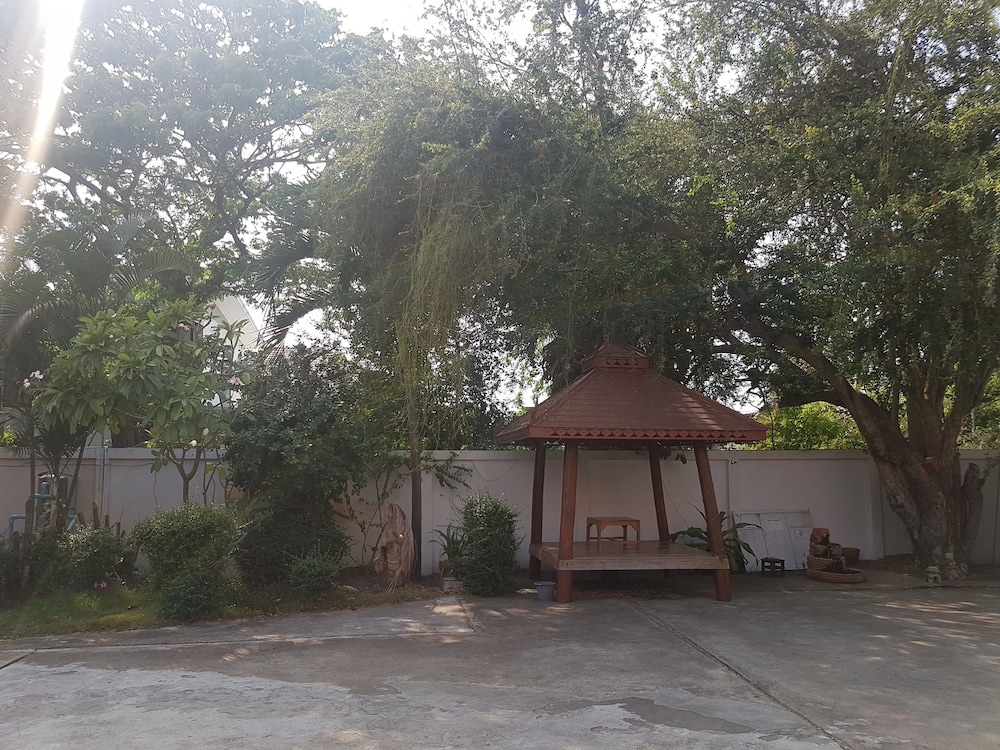 Wanjai Resort 5/14