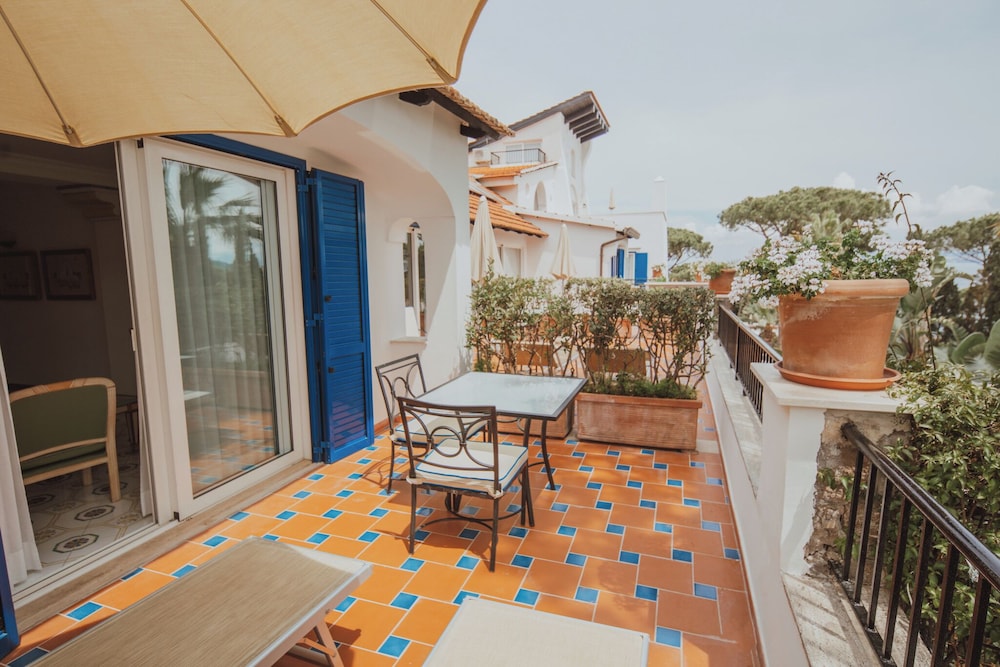 GRAND HOTEL IL MORESCO 4/72