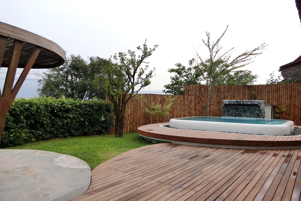 Boribot Pool Resort 39/50