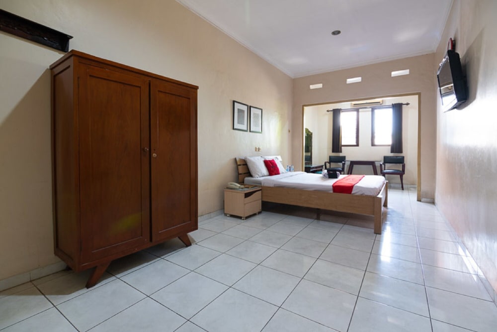 Reddoorz Urip Sumoharjo 4/39