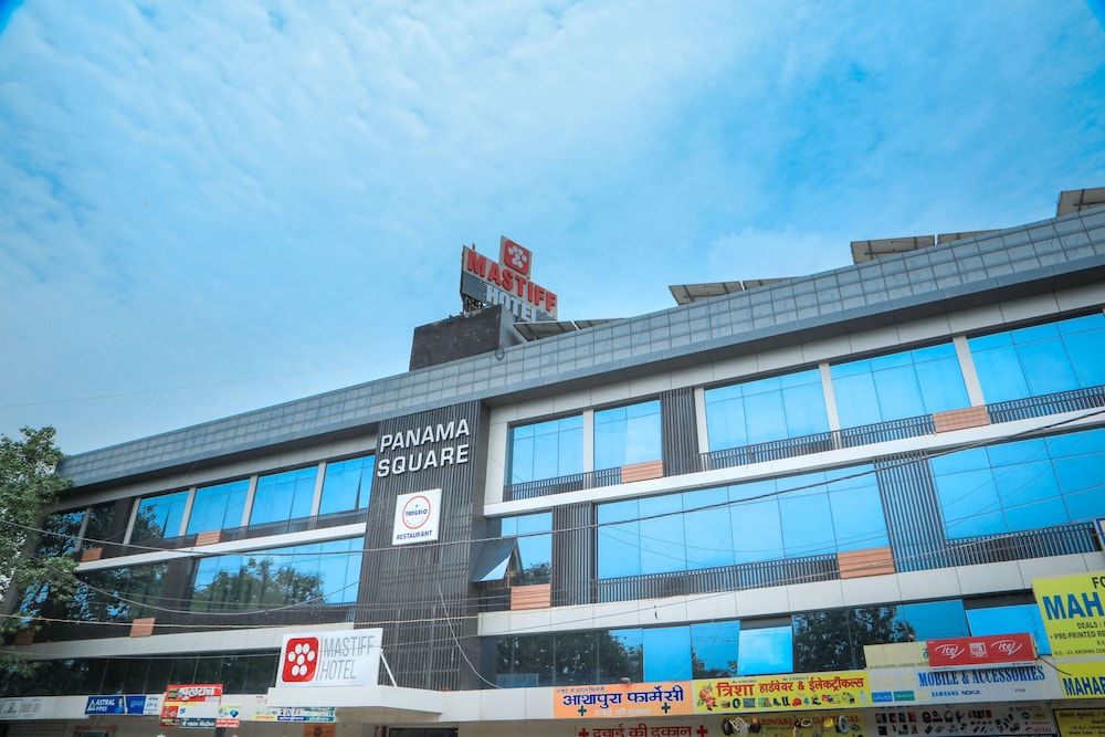 Mastiff Hotel, Ankleshwar in ANKLESHWAR