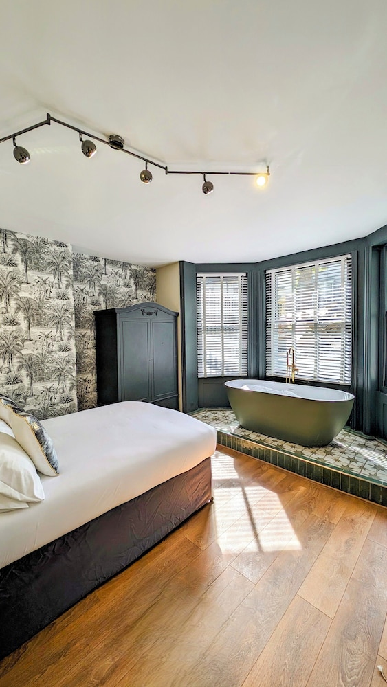 Westbourne 8/50