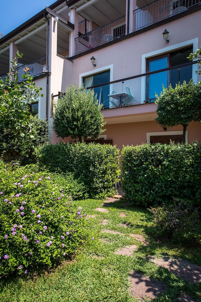 Hotel Martino 31/36