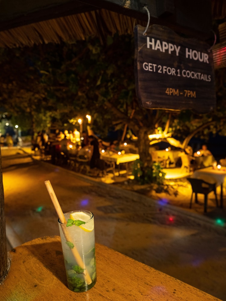 Hippocampus Beach And Dive Resort 26/59