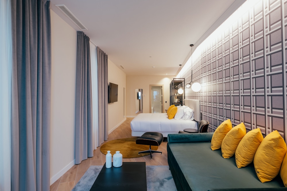 Hotel Cetina Sevilla 16/69