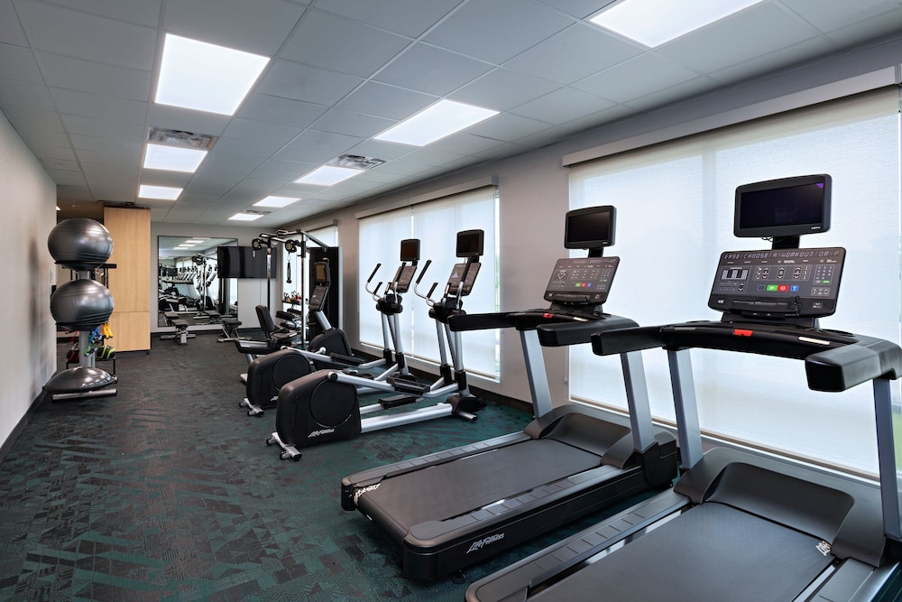 TownePlace Suites by Marriott Stafford Sugar Land 11/28