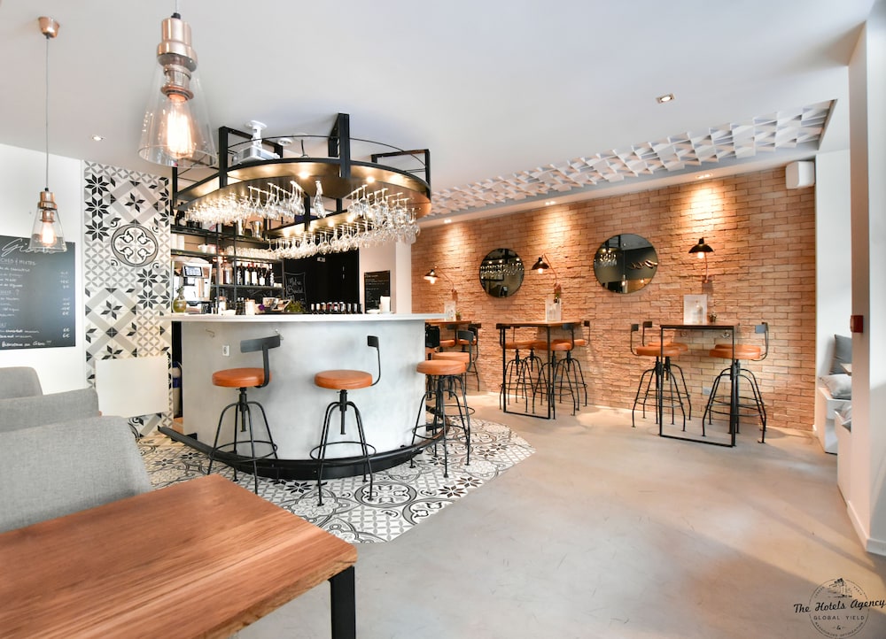 Hotel 29 Lepic 57/66
