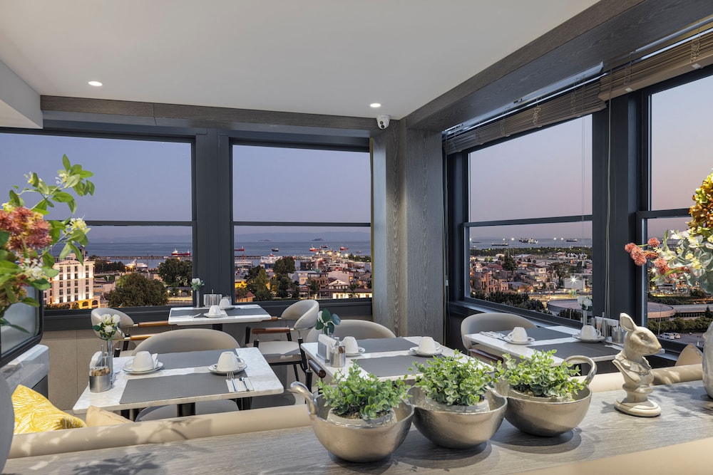 Lunet Old City Hotel 30/48