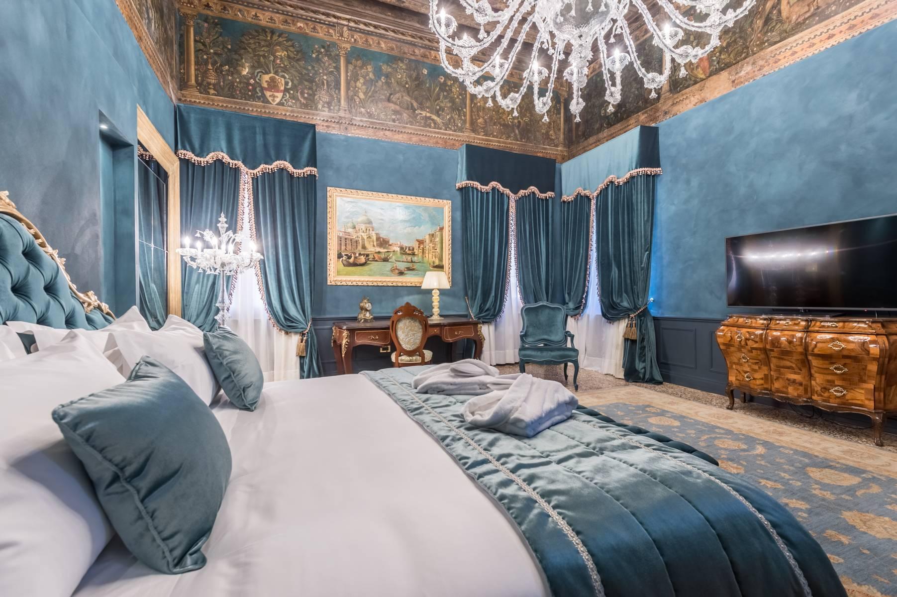 Blue, Suite