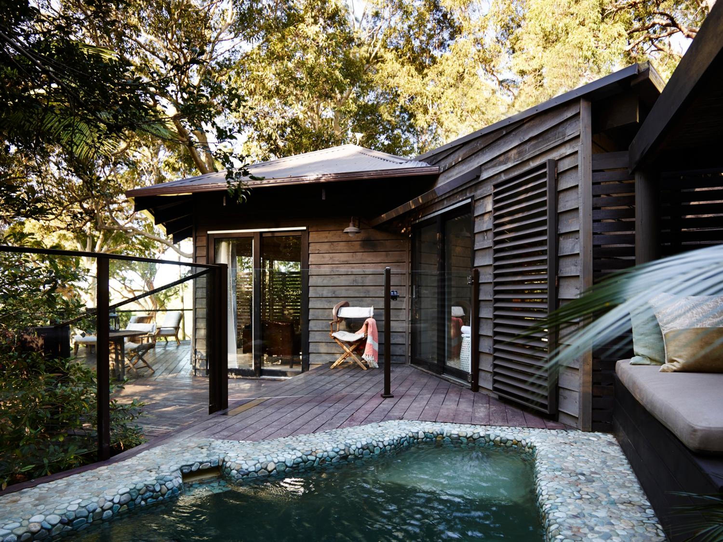 Pretty Beach House 14/28