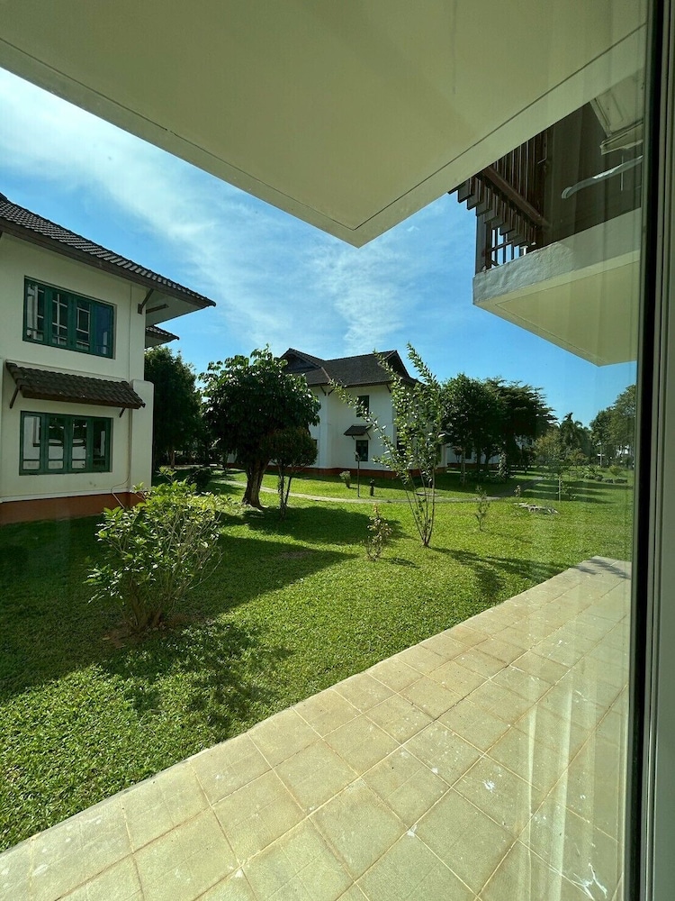 Teak Garden Spa Resort 45/50