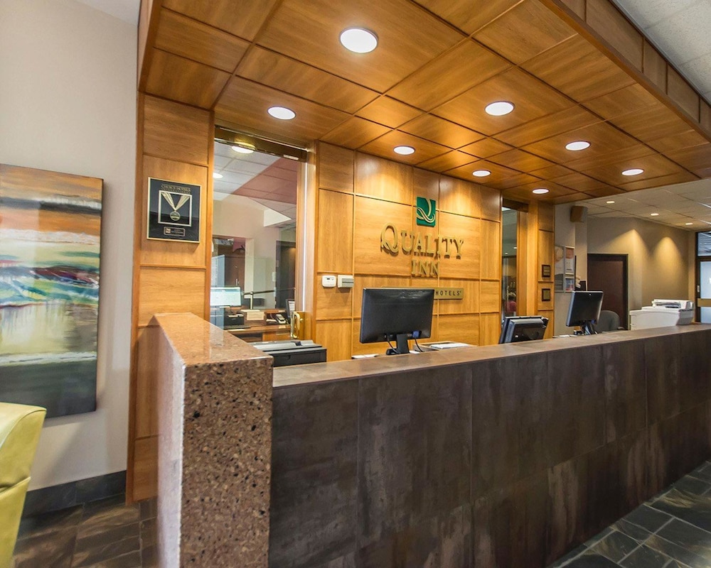 Quality Inn Rouyn-Noranda 10/51