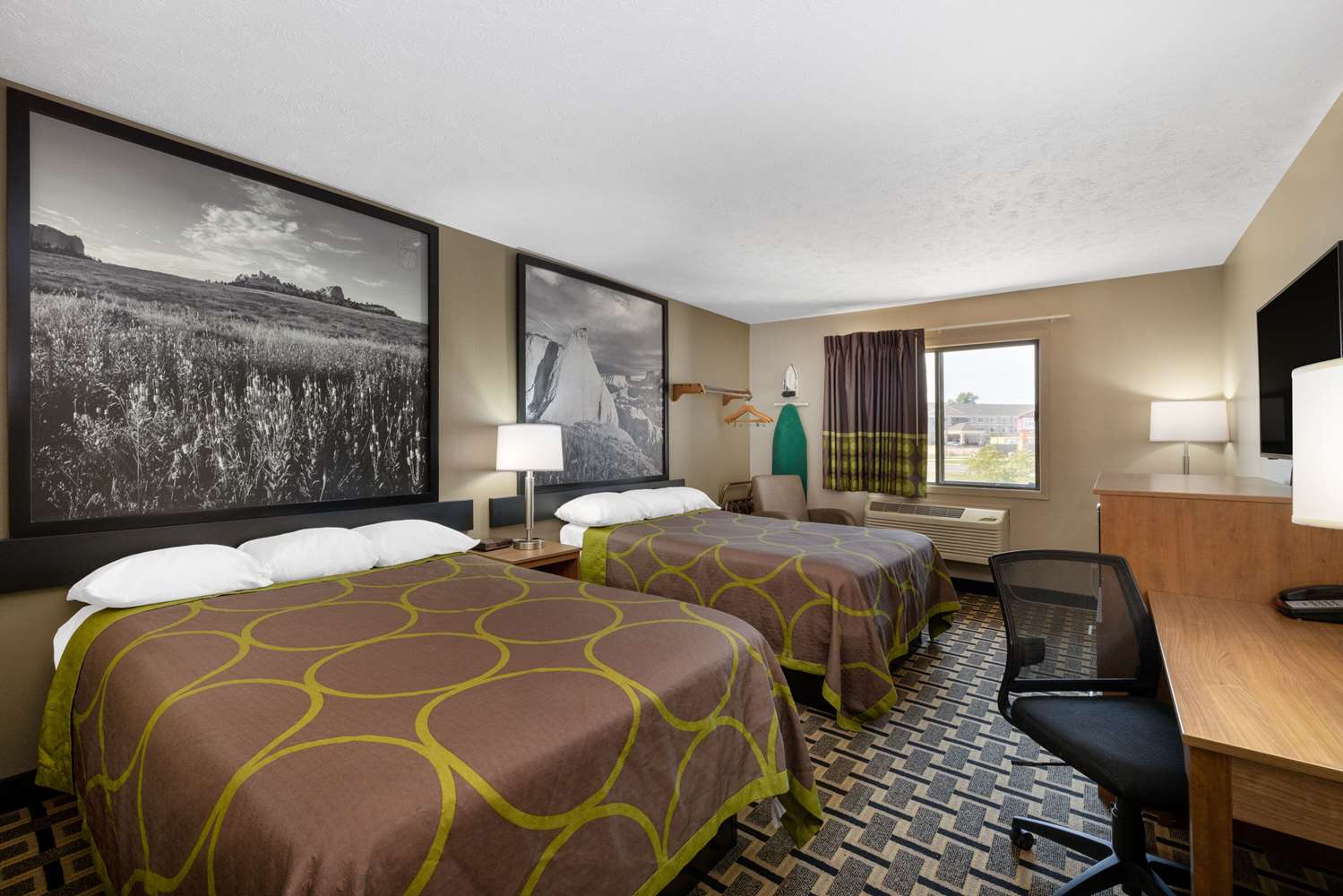 Super 8 by Wyndham O'Neill NE 8/30