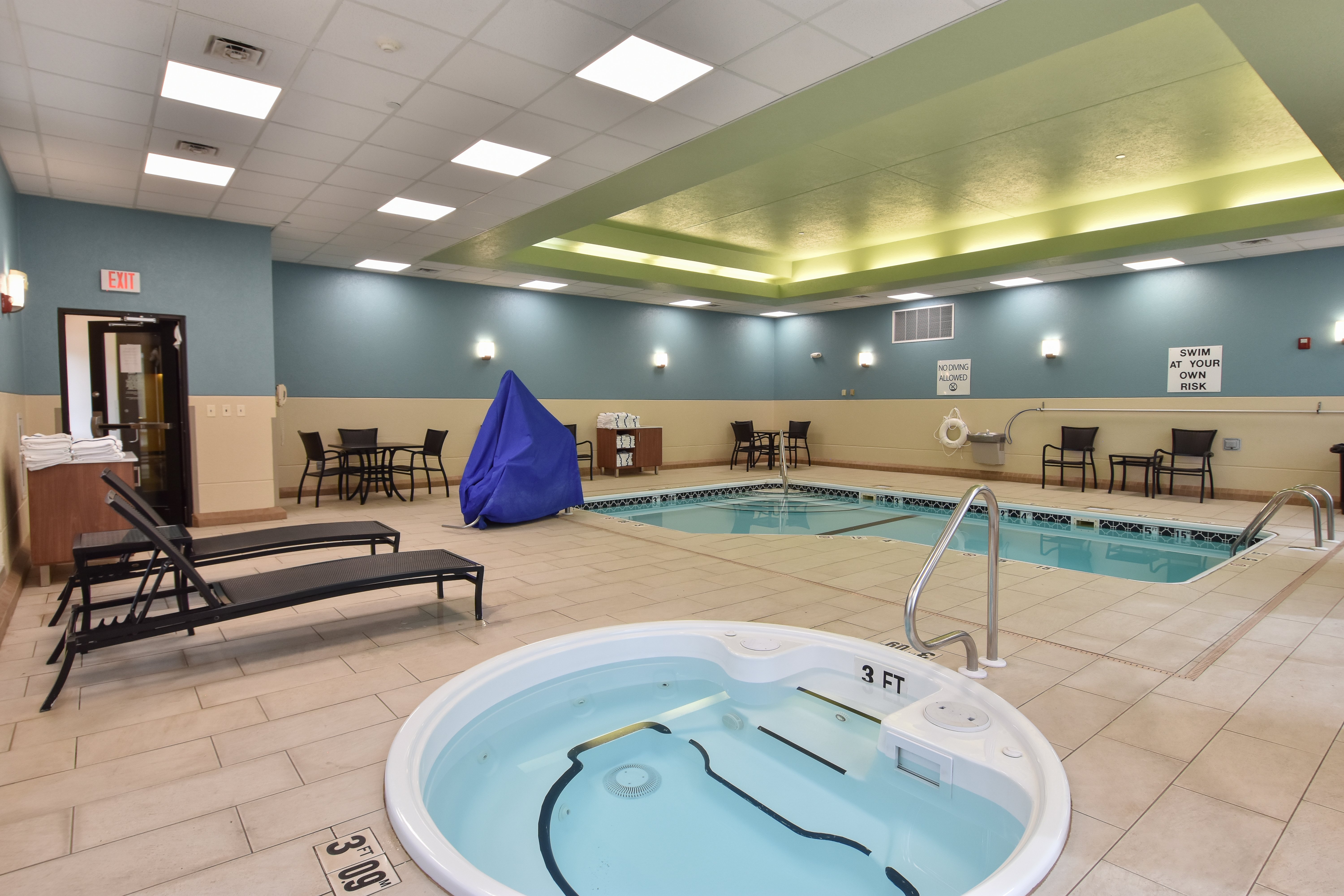 Holiday Inn Express Hotel And Suites Springfield Medical District 18/34