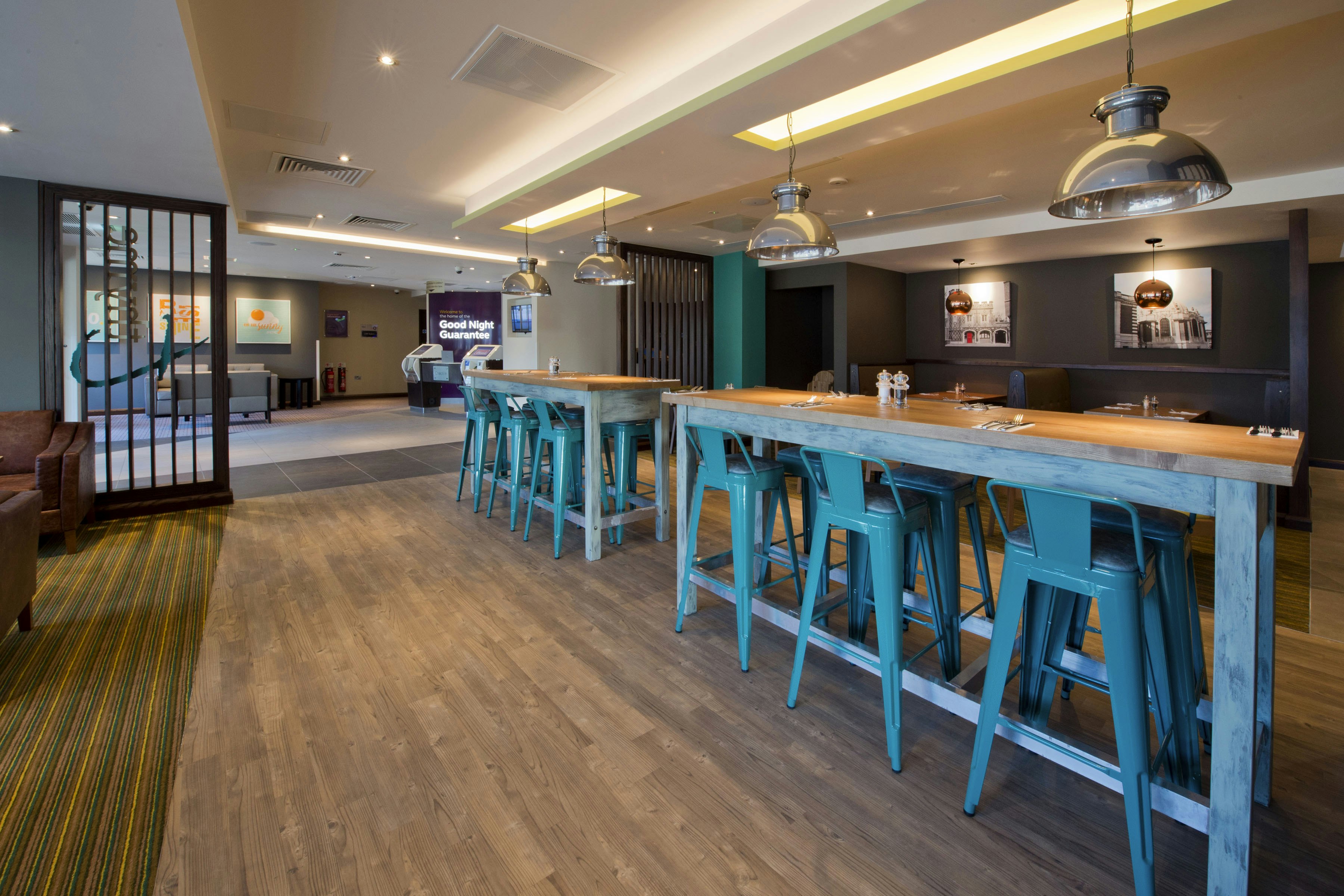 Premier Inn Slough Central South Windsor Road Hotel 23/27