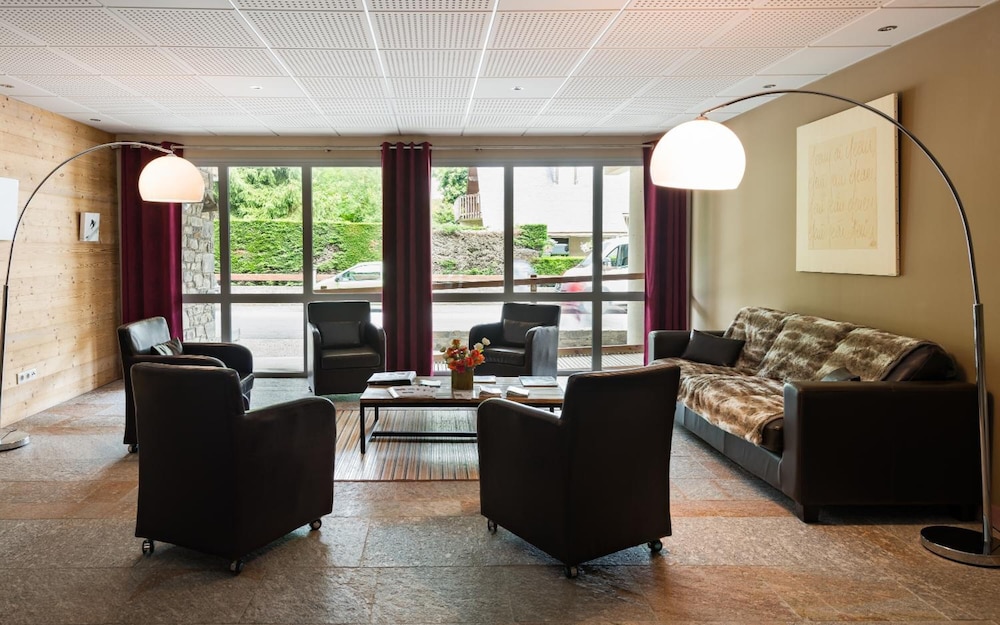 Residence Lagrange Prestige le Clos St Hilaire 12/20