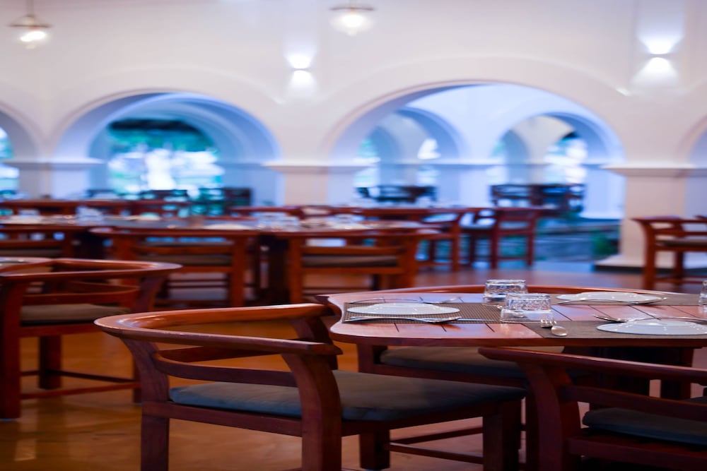 Le Pondy Resort 40/50