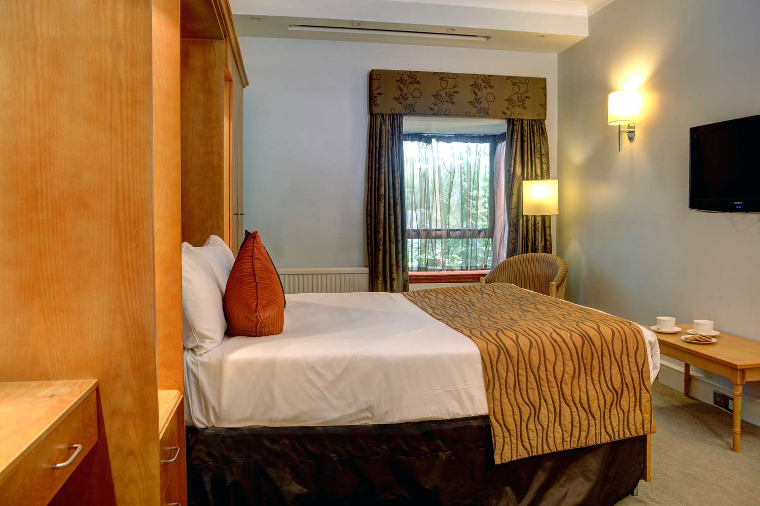 Standard, Double Bed