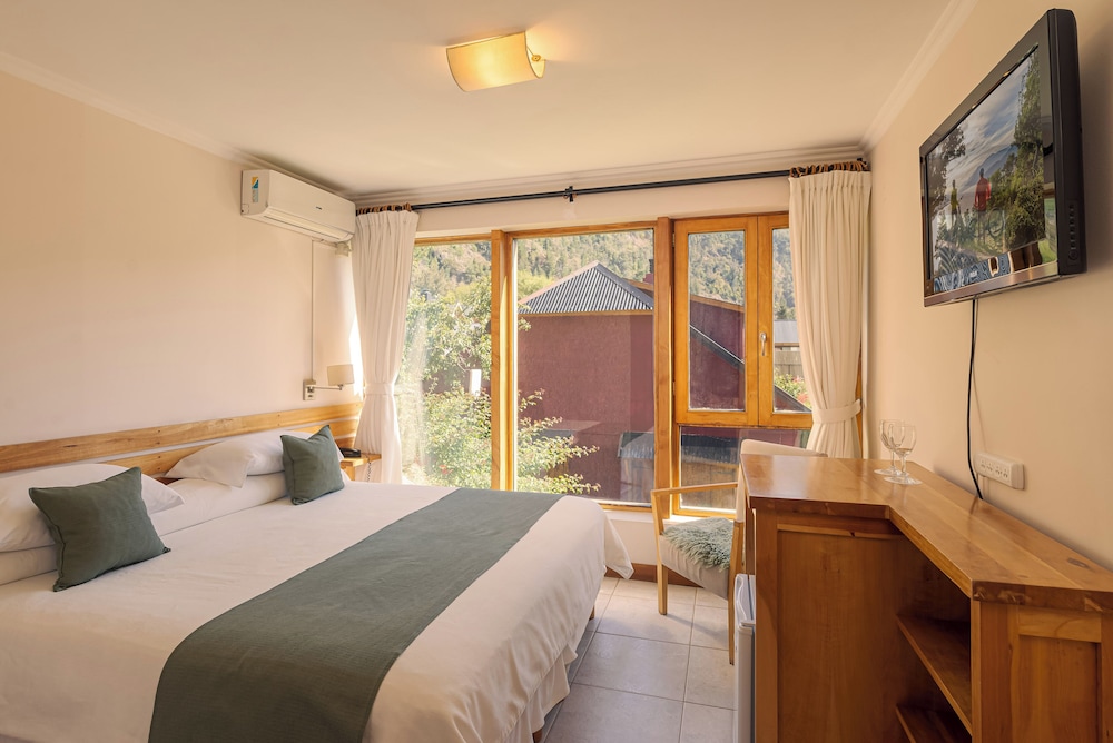 Hotel Antiguos 6/42