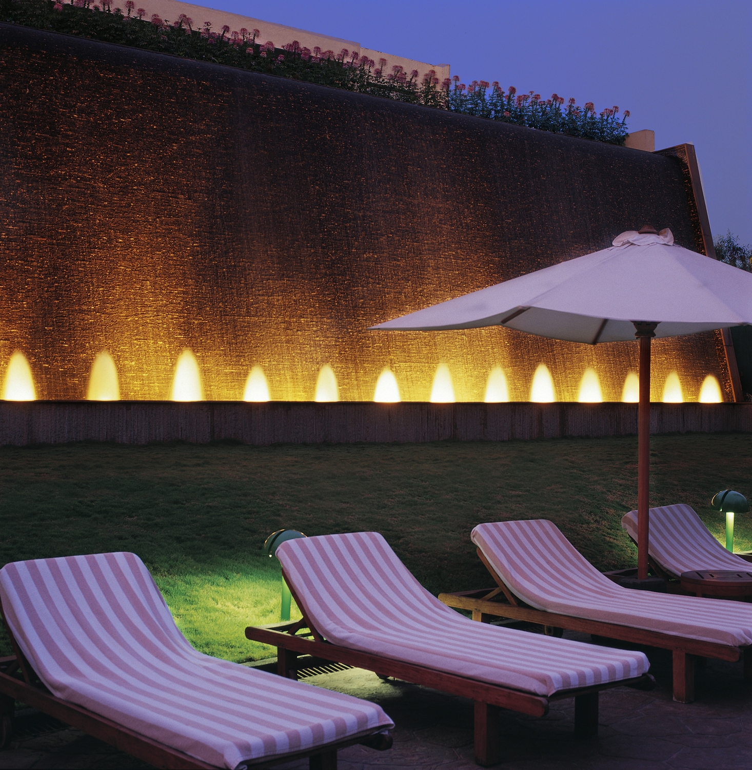 The Leela Mumbai - Resort Style Business Hotel 3/44