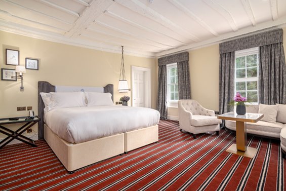 Red Lion Hotel 5/45