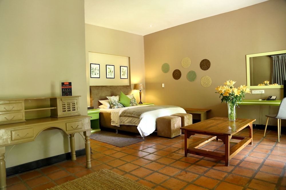 Sandton Lodge Rivonia 50/59