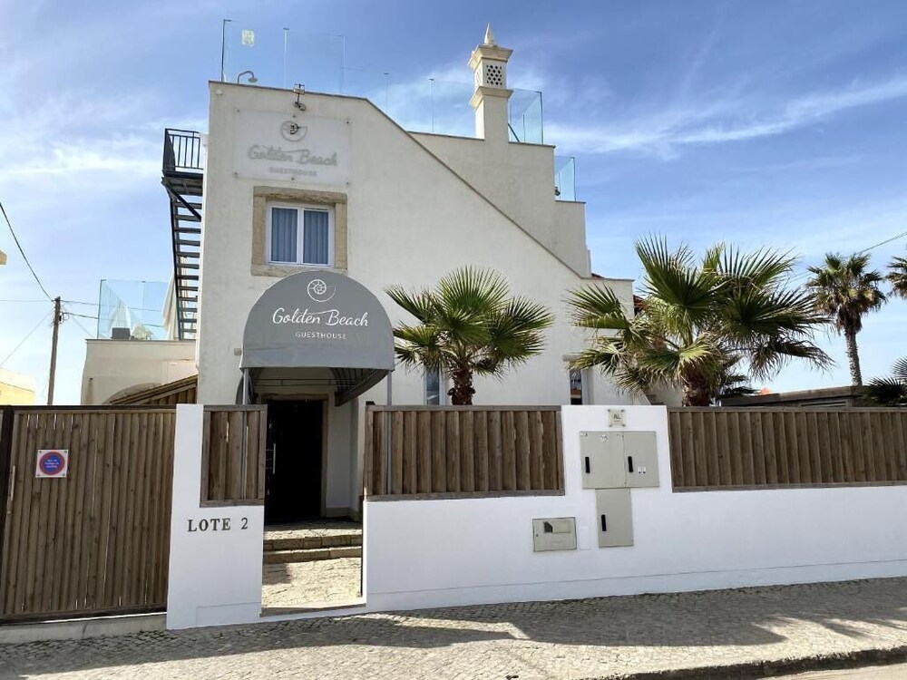 Luxury Beach Guest House 5/51
