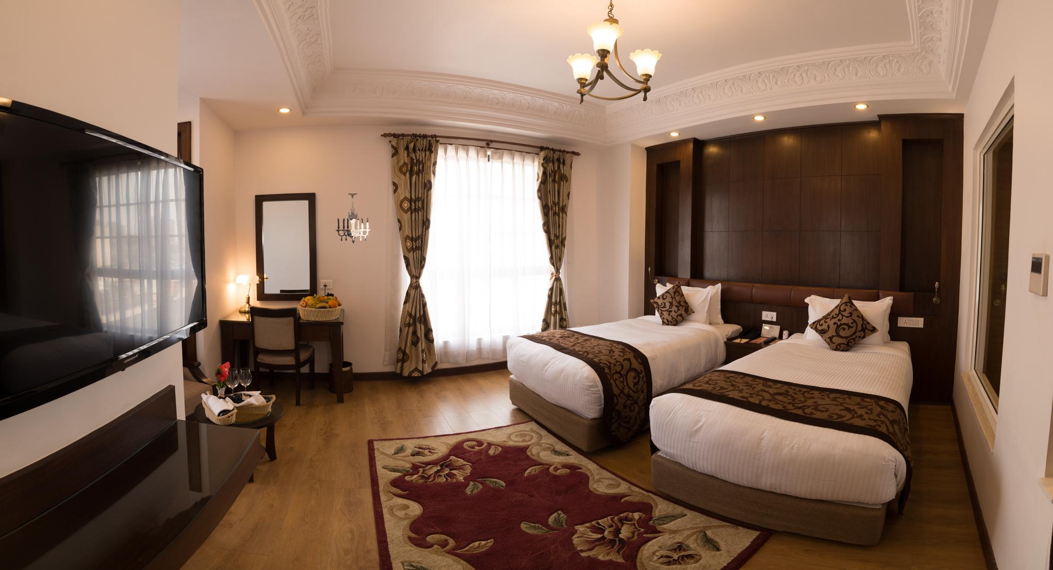 Deluxe, Queen Bed