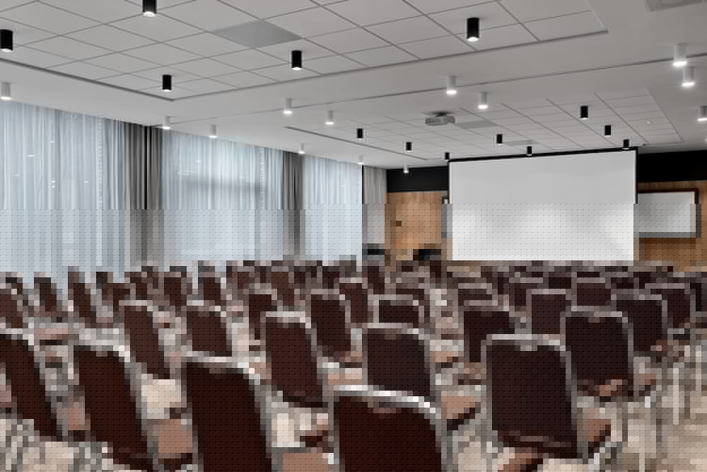 RENAISSANCE AMSTERDAM SCHIPHOL AIRPORT HOTEL 34/36
