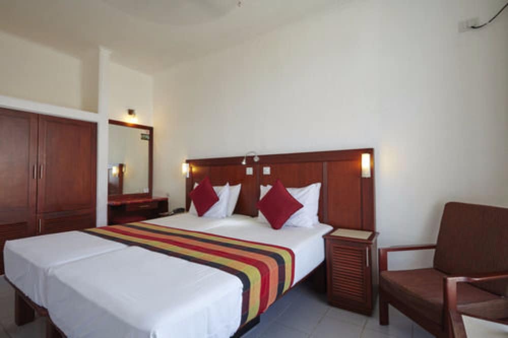 Coral Sands Hotel 14/68