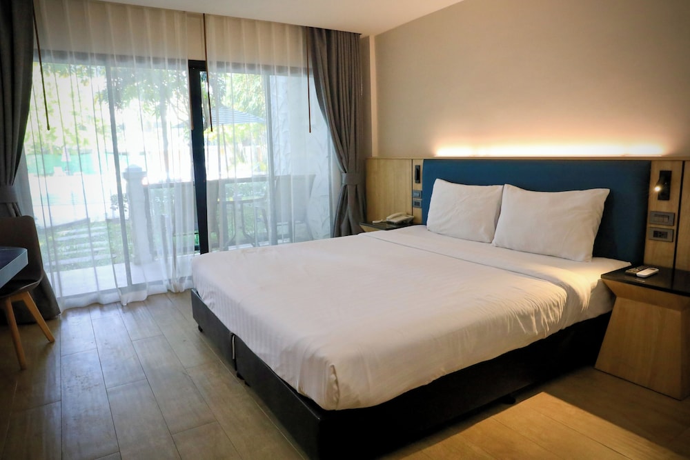 Pooh Beach Resort and Spa 22/57