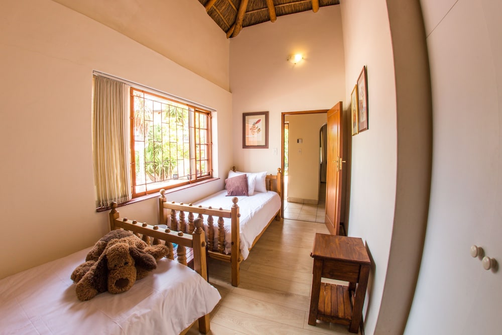 Winelands Villa Guesthouse 13/31