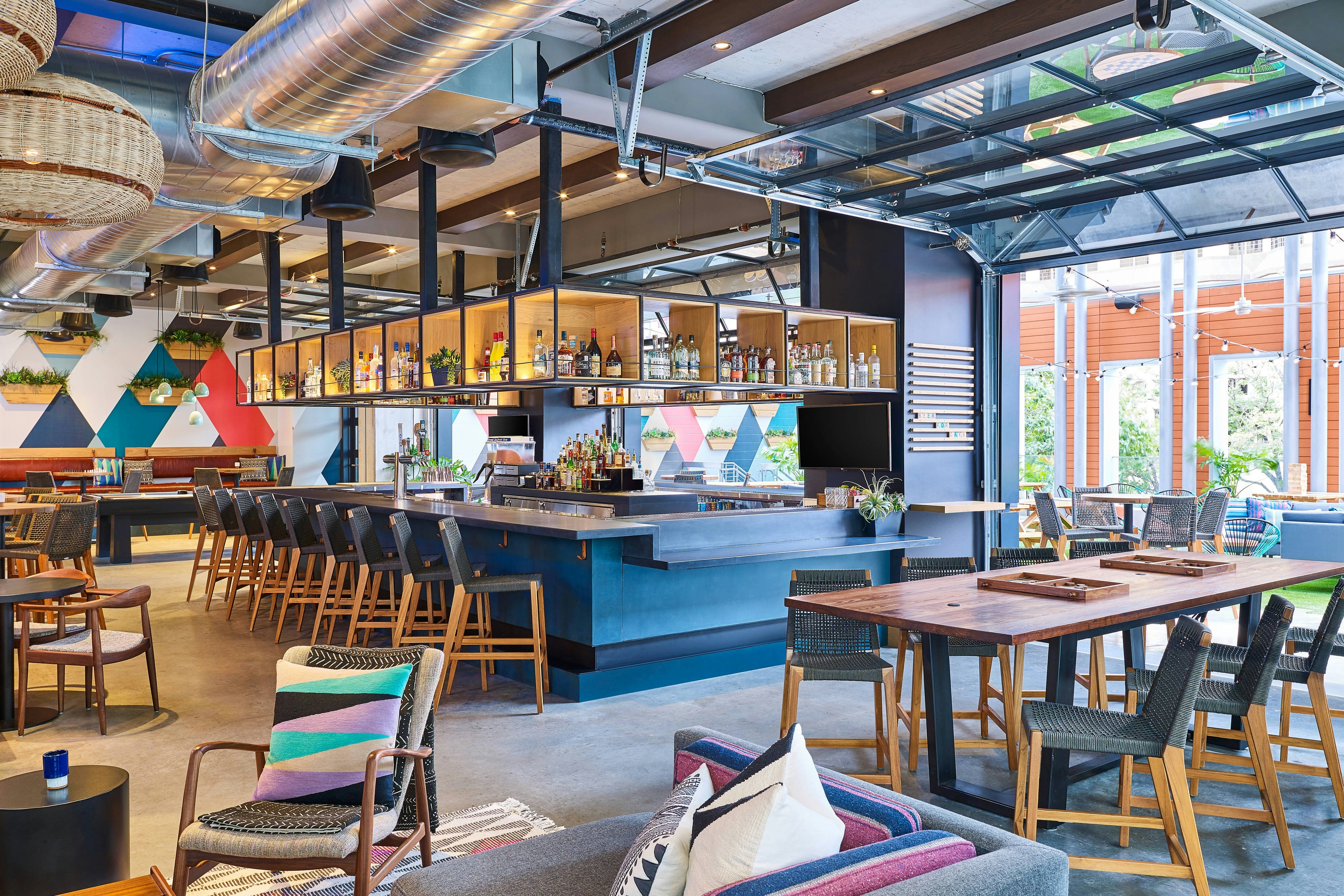 Aloft Austin Downtown 44/58