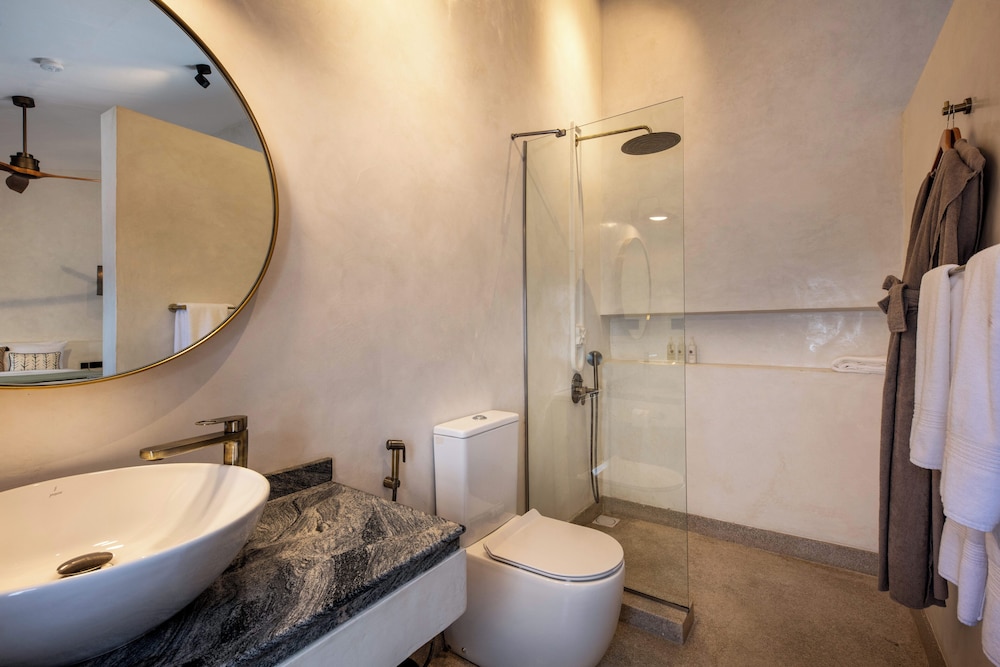 The Neela Boutique Hotel Stone Town 58/62